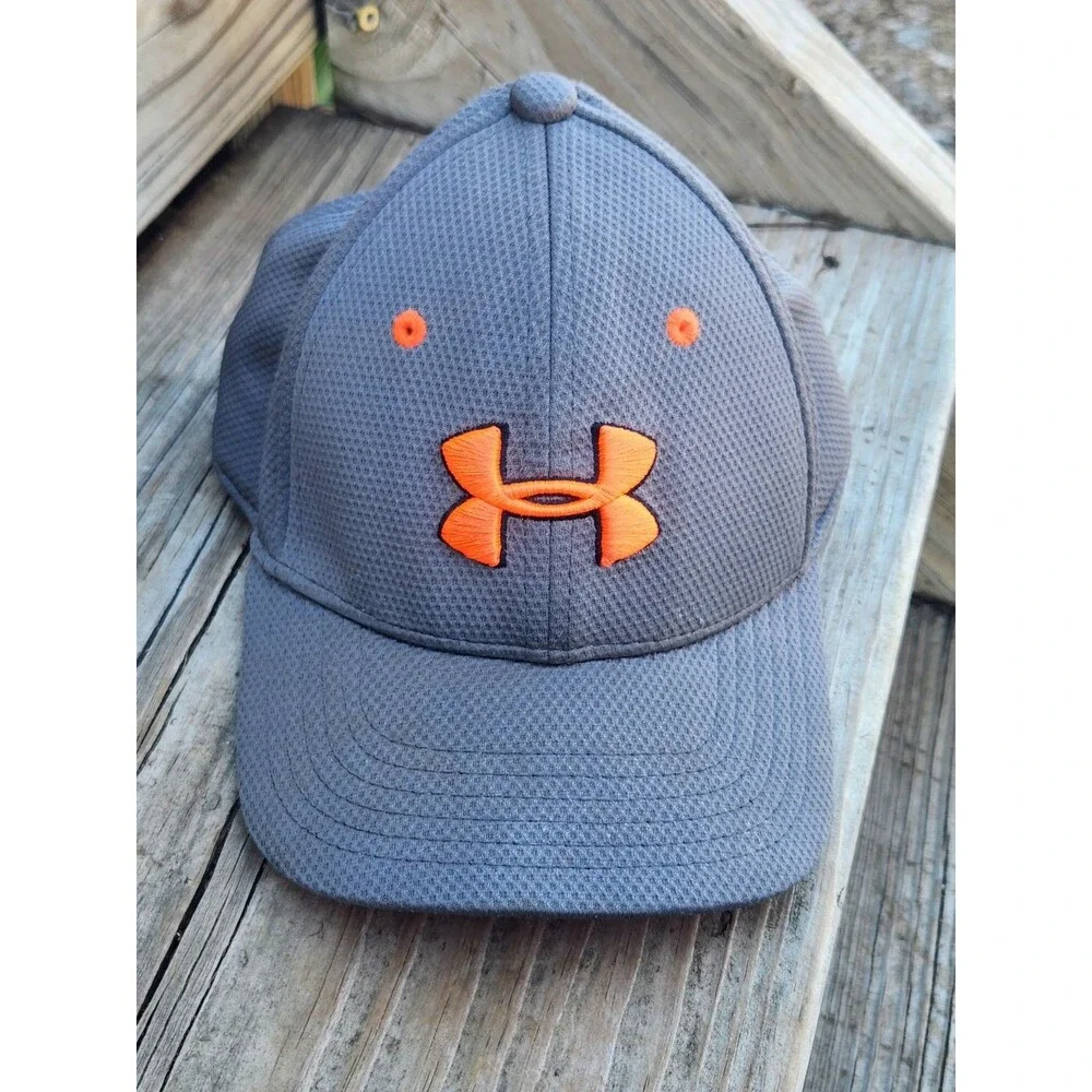 Under Armour Gray & Orange Youth Size XS Stretch Fitted Hat